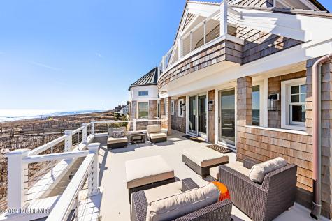 1437 Ocean Avenue Mantoloking NJ 08738