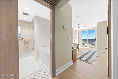 1437 Ocean Avenue Mantoloking NJ 08738