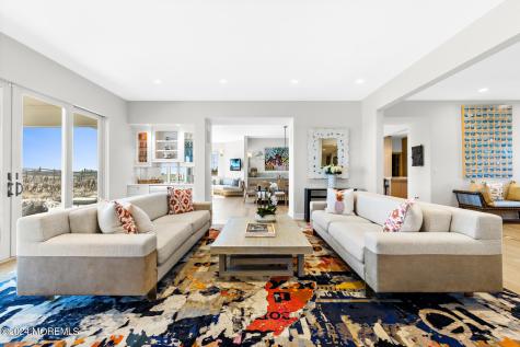 1437 Ocean Avenue Mantoloking NJ 08738