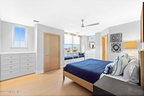 1437 Ocean Avenue Mantoloking NJ 08738