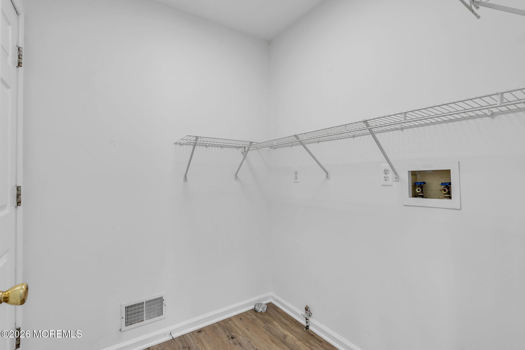 30 Toppinglift Drive Bayville NJ 08721