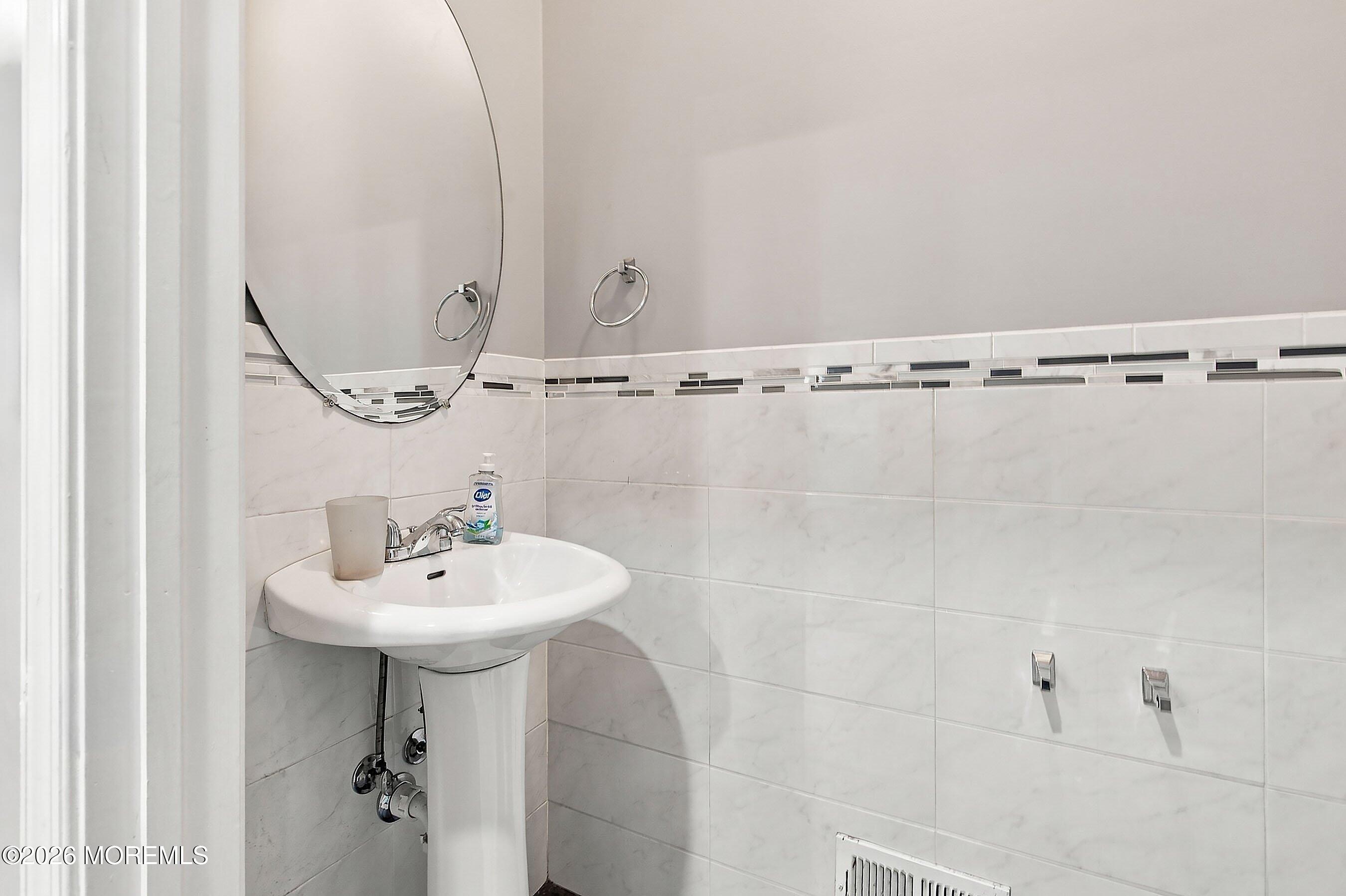 10 Rivka Lane Lakewood NJ 08701