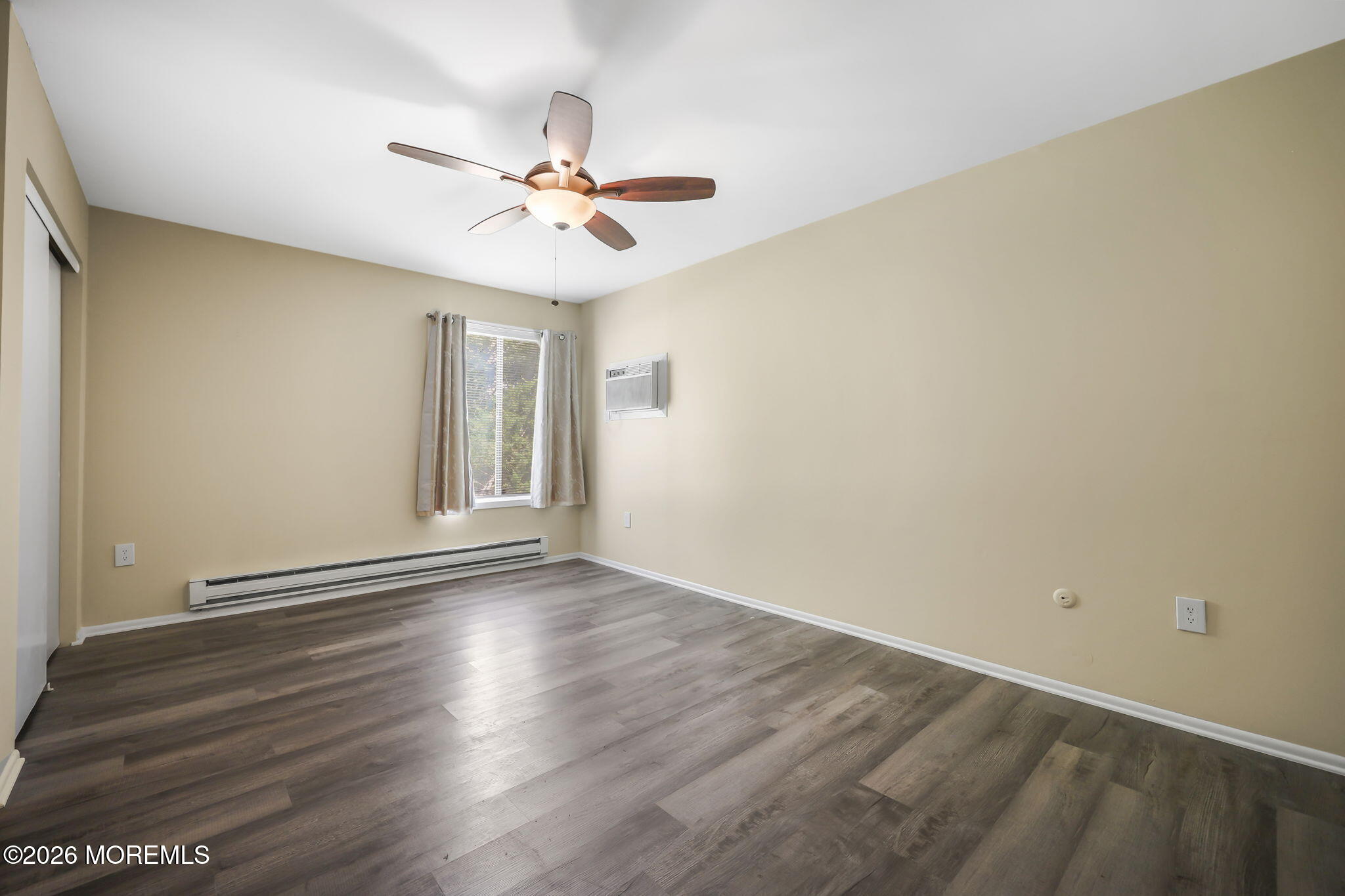 156 Cross Slope Court Manalapan NJ 07726