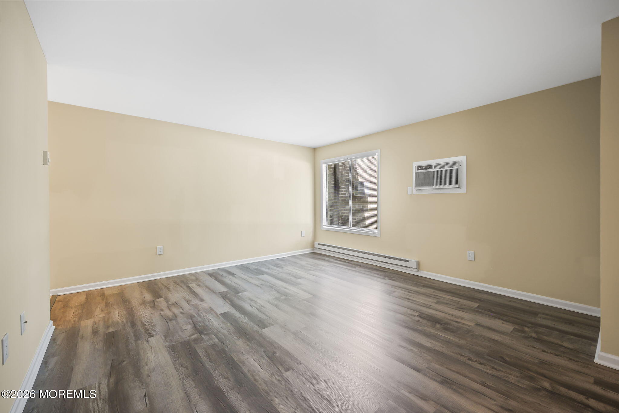 156 Cross Slope Court Manalapan NJ 07726