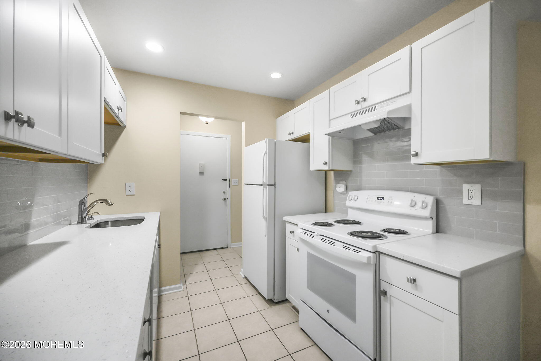 156 Cross Slope Court Manalapan NJ 07726