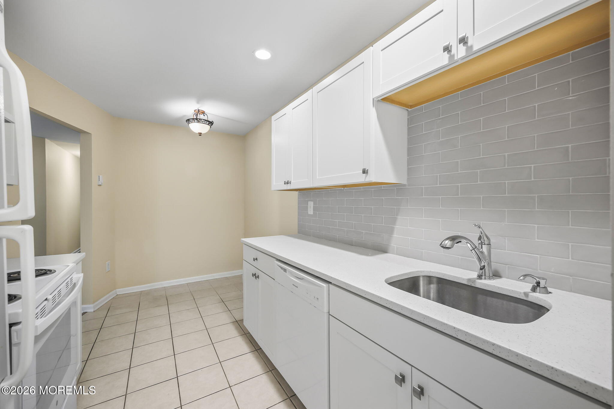 156 Cross Slope Court Manalapan NJ 07726