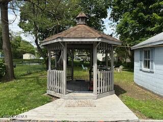 18 Station Street Manalapan NJ 07726