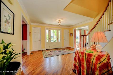 242 Williamsburg Drive Shrewsbury Boro NJ 07702