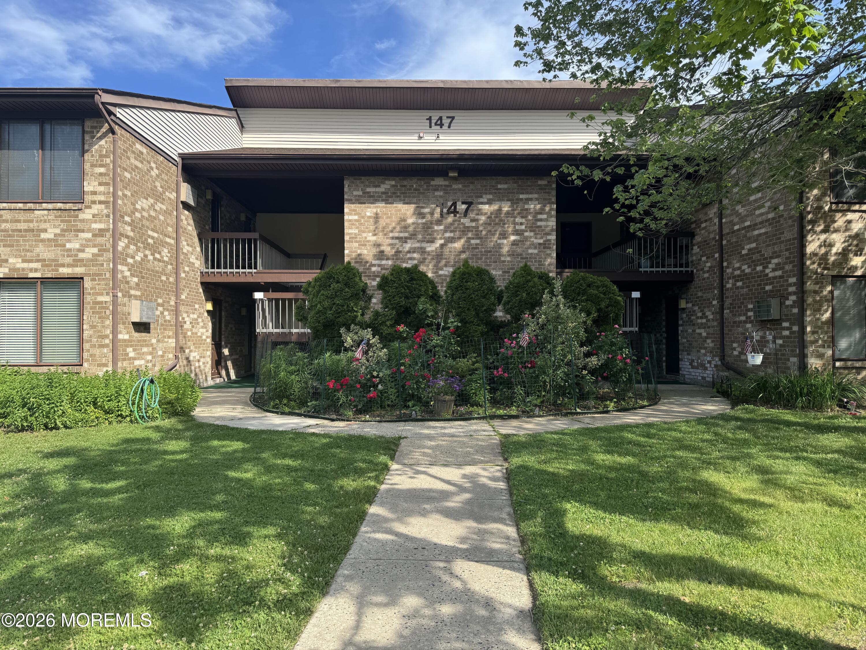 147 Amberly Drive Manalapan NJ 07726