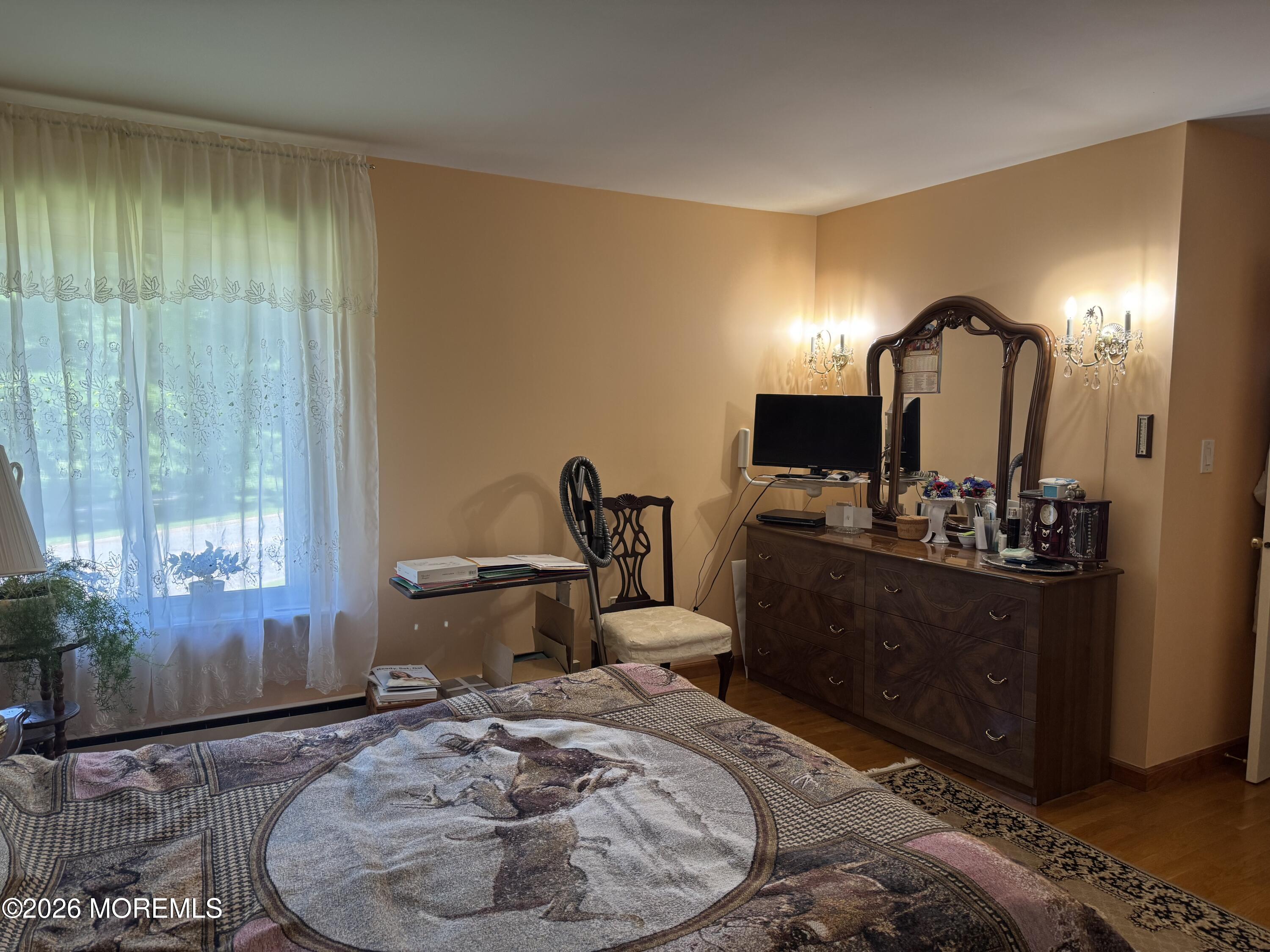 147 Amberly Drive Manalapan NJ 07726