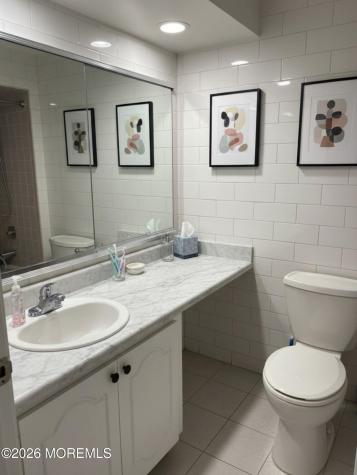 147 Amberly Drive Manalapan NJ 07726