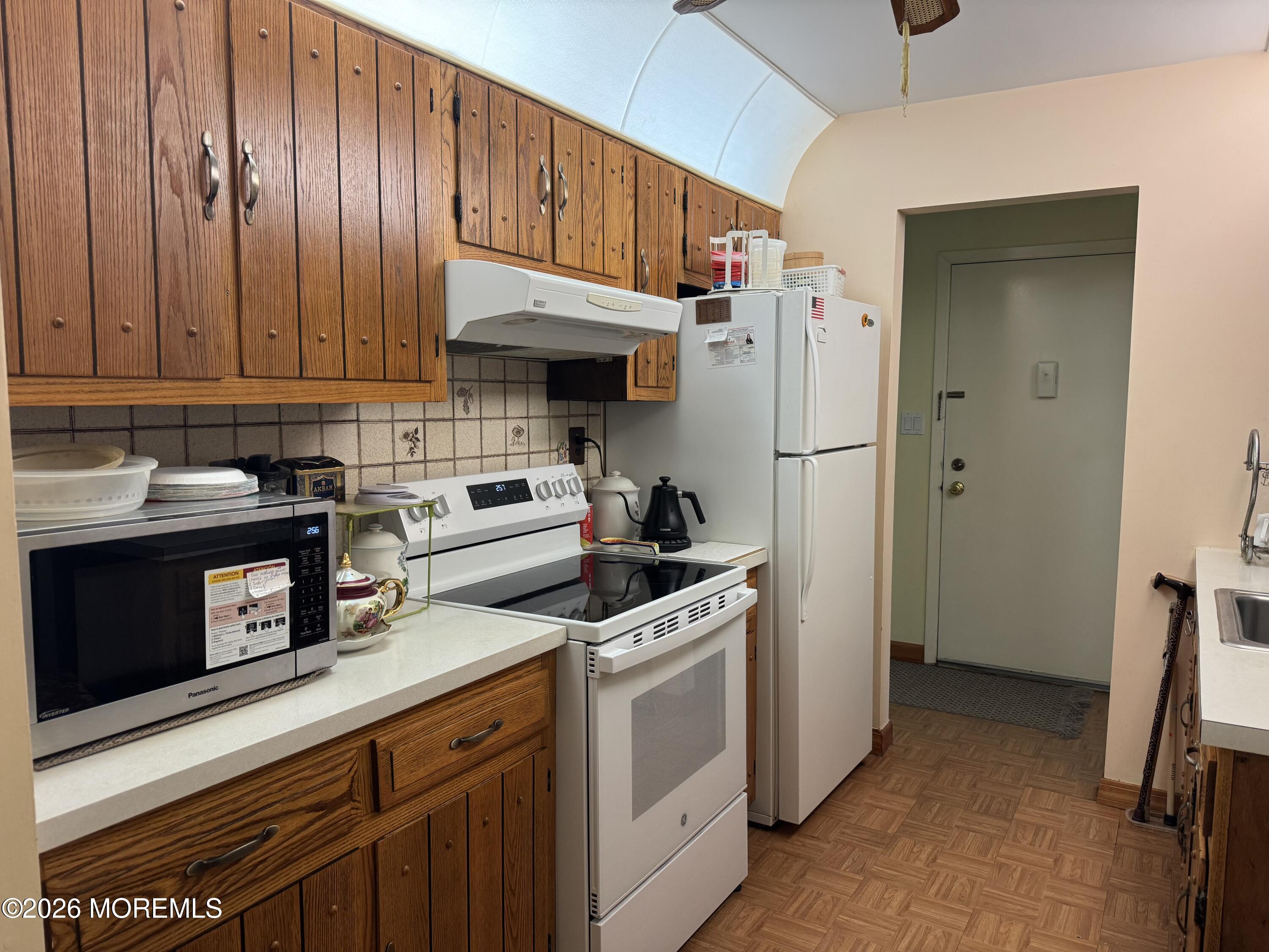 147 Amberly Drive Manalapan NJ 07726