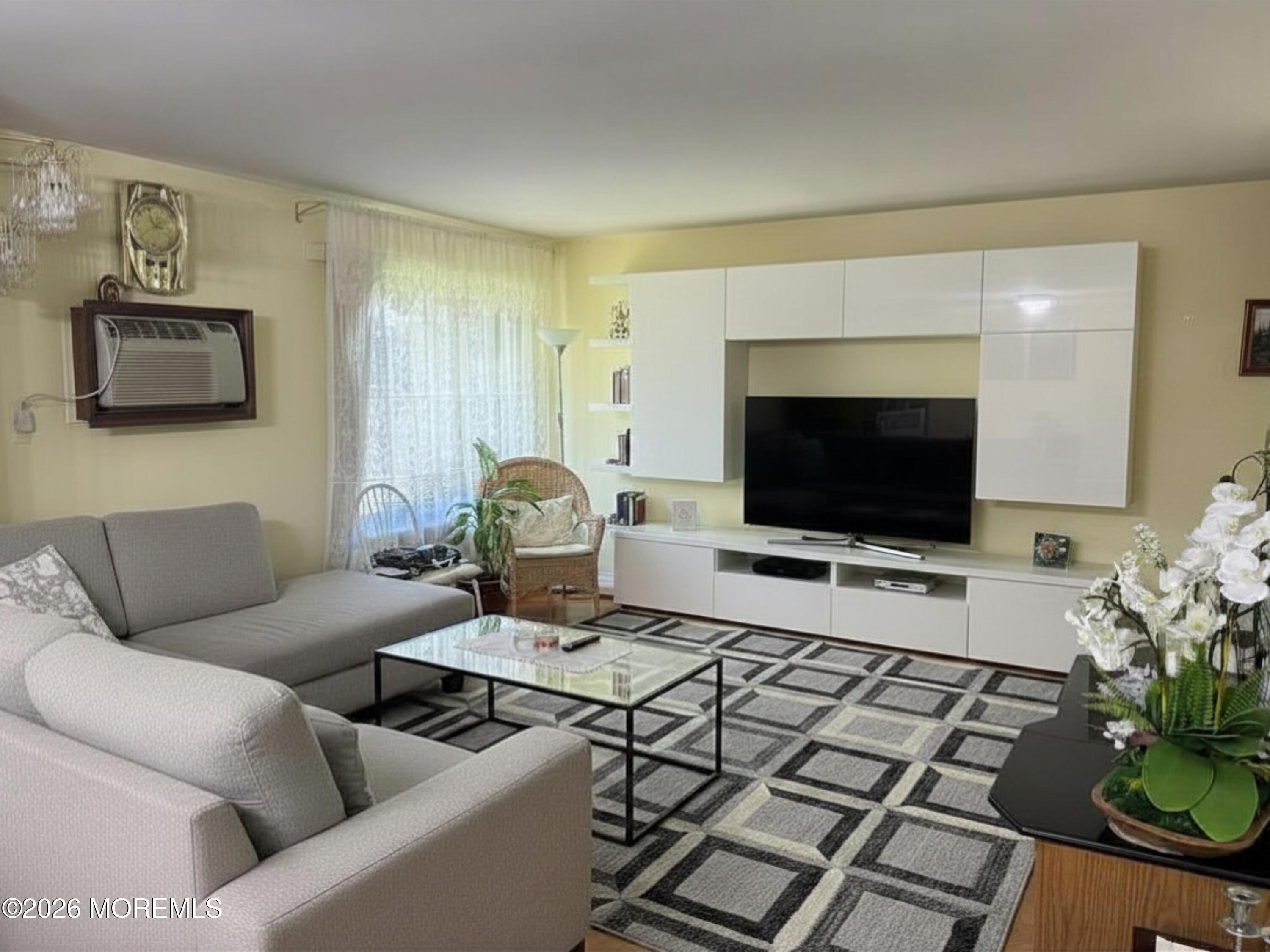 147 Amberly Drive Manalapan NJ 07726