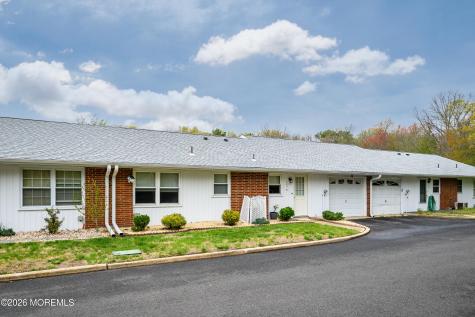 343B Canterbury Court Lakewood NJ 08701