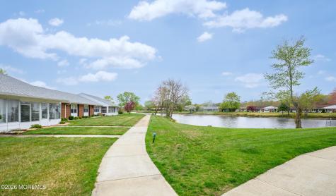 343B Canterbury Court Lakewood NJ 08701