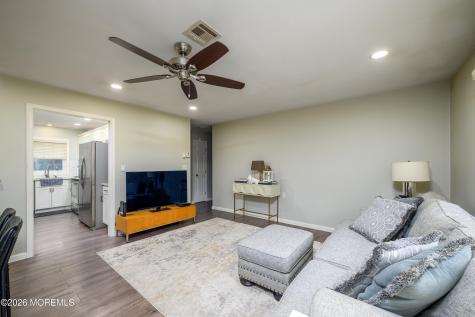 343B Canterbury Court Lakewood NJ 08701