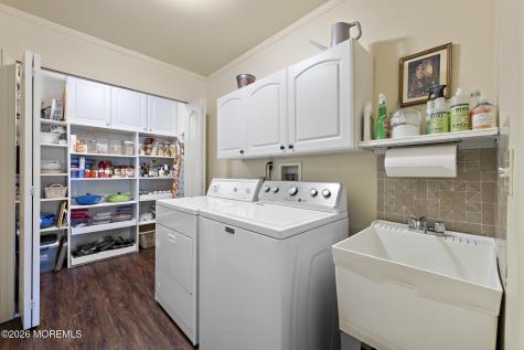 5 Jon Drive Barnegat NJ 08005