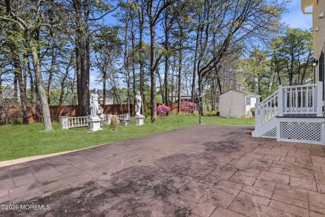13 Laketree Court Manchester NJ 08759
