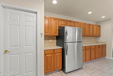 53 Skyline Drive Lakewood NJ 08701
