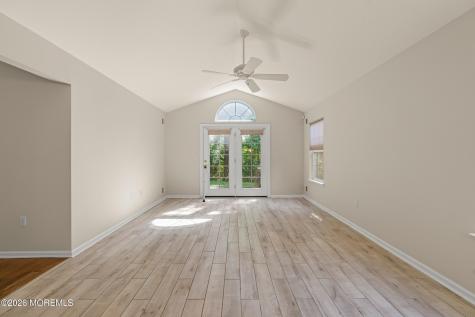53 Skyline Drive Lakewood NJ 08701