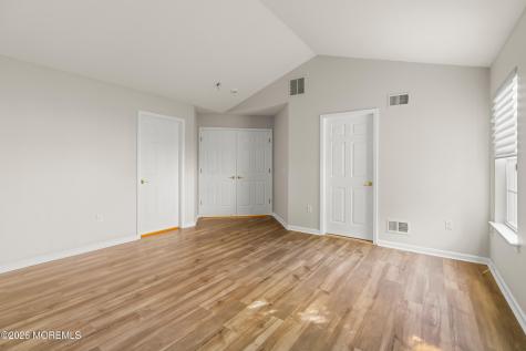 53 Skyline Drive Lakewood NJ 08701