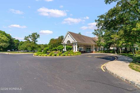 53 Skyline Drive Lakewood NJ 08701