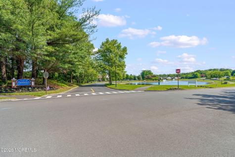 53 Skyline Drive Lakewood NJ 08701