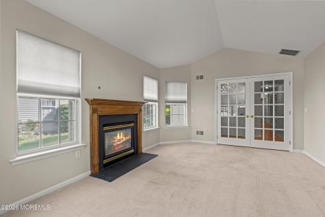 53 Skyline Drive Lakewood NJ 08701
