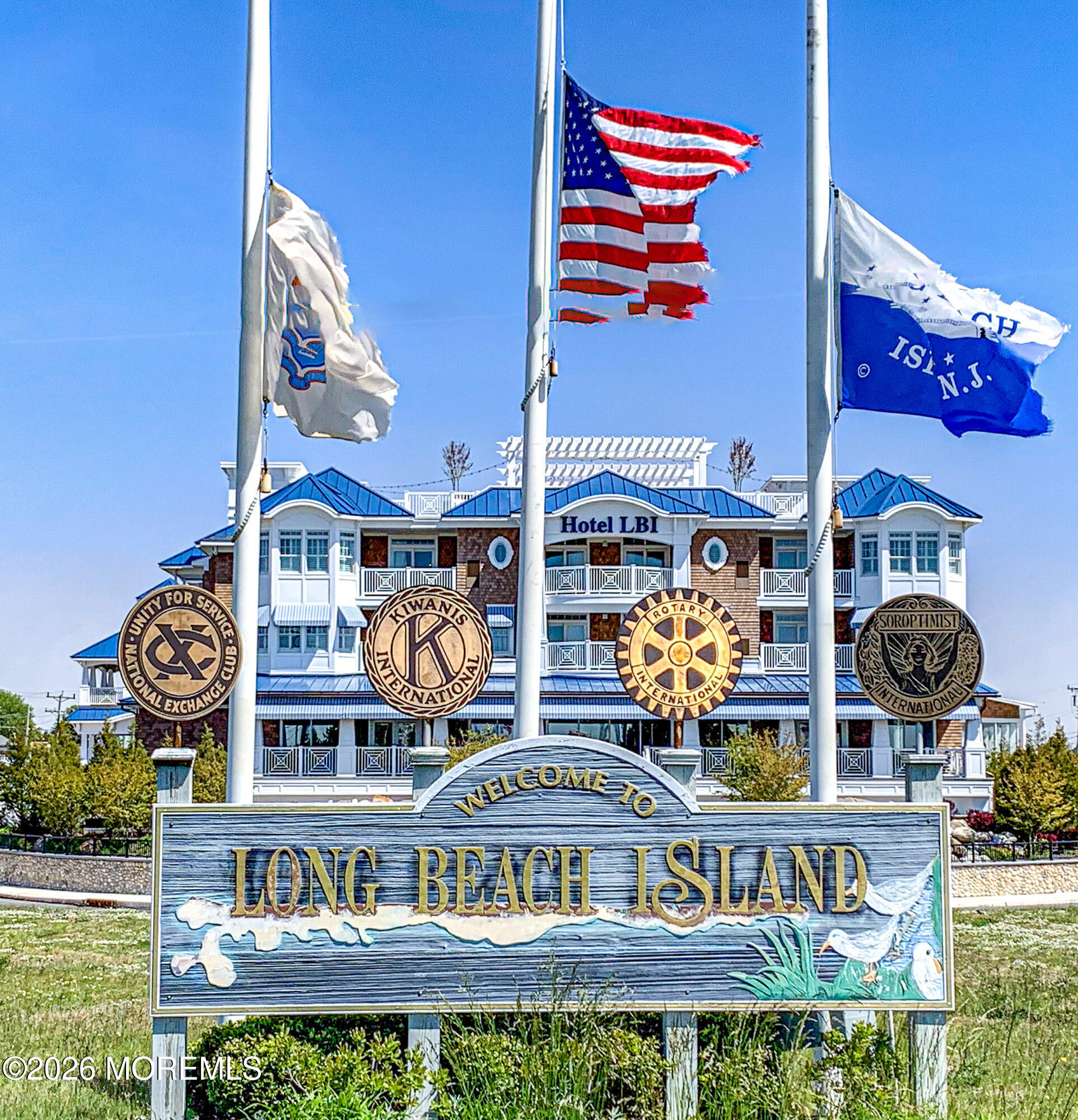 34 Frank Drive Manahawkin NJ 08050