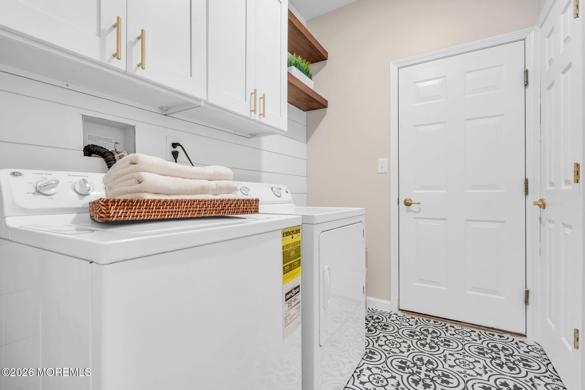 83 Huntington Drive Jackson NJ 08527