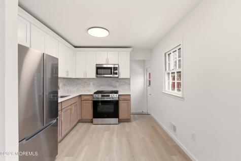 1041 Mulberry Place Toms River NJ 08753