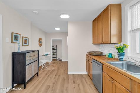 282 Carr Avenue Keansburg NJ 07734