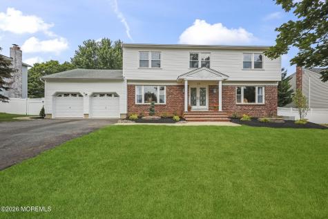 29 Tharp Lane Marlboro NJ 07746