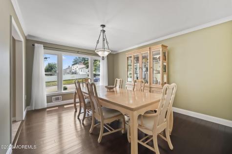 29 Tharp Lane Marlboro NJ 07746