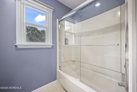 29 Tharp Lane Marlboro NJ 07746
