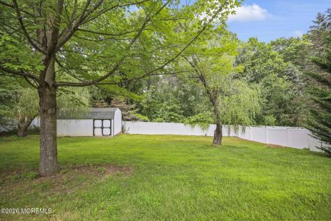 29 Tharp Lane Marlboro NJ 07746