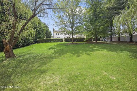 29 Tharp Lane Marlboro NJ 07746