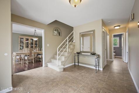 29 Tharp Lane Marlboro NJ 07746