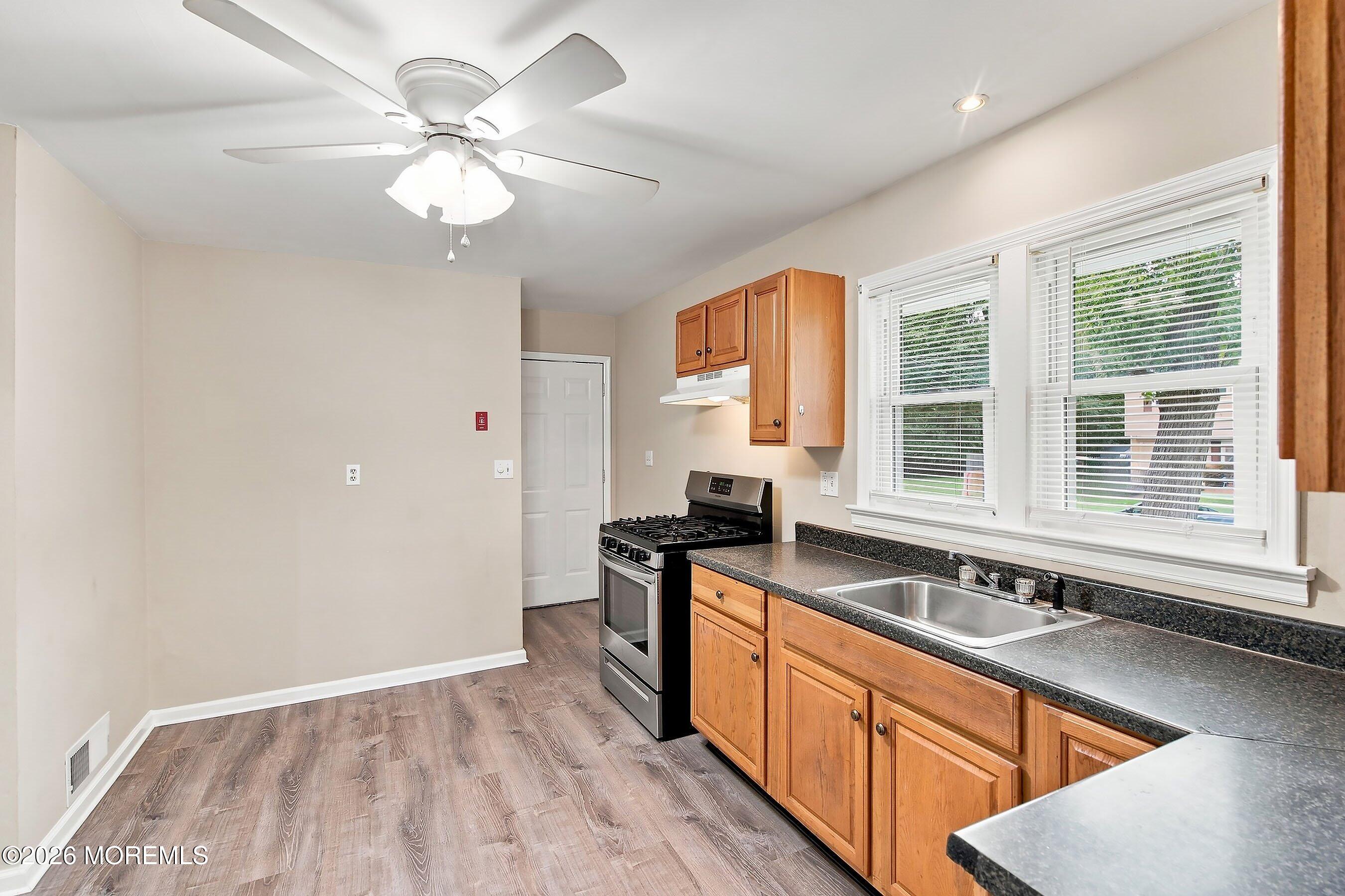 13 Charles Street Matawan NJ 07747