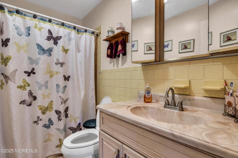 3 Carlo Drive Keansburg NJ 07734