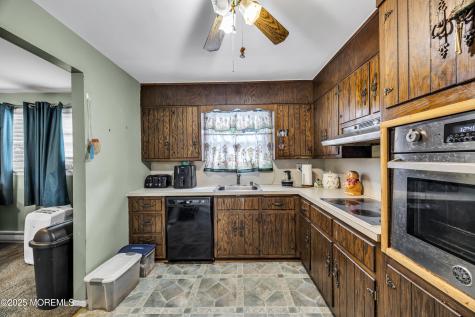 3 Carlo Drive Keansburg NJ 07734