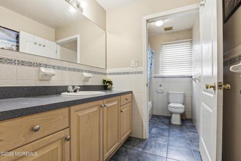13 Independence Court Lakewood NJ 08701