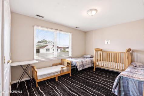 13 Independence Court Lakewood NJ 08701