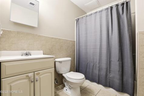 13 Independence Court Lakewood NJ 08701