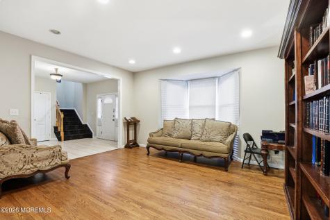 13 Independence Court Lakewood NJ 08701