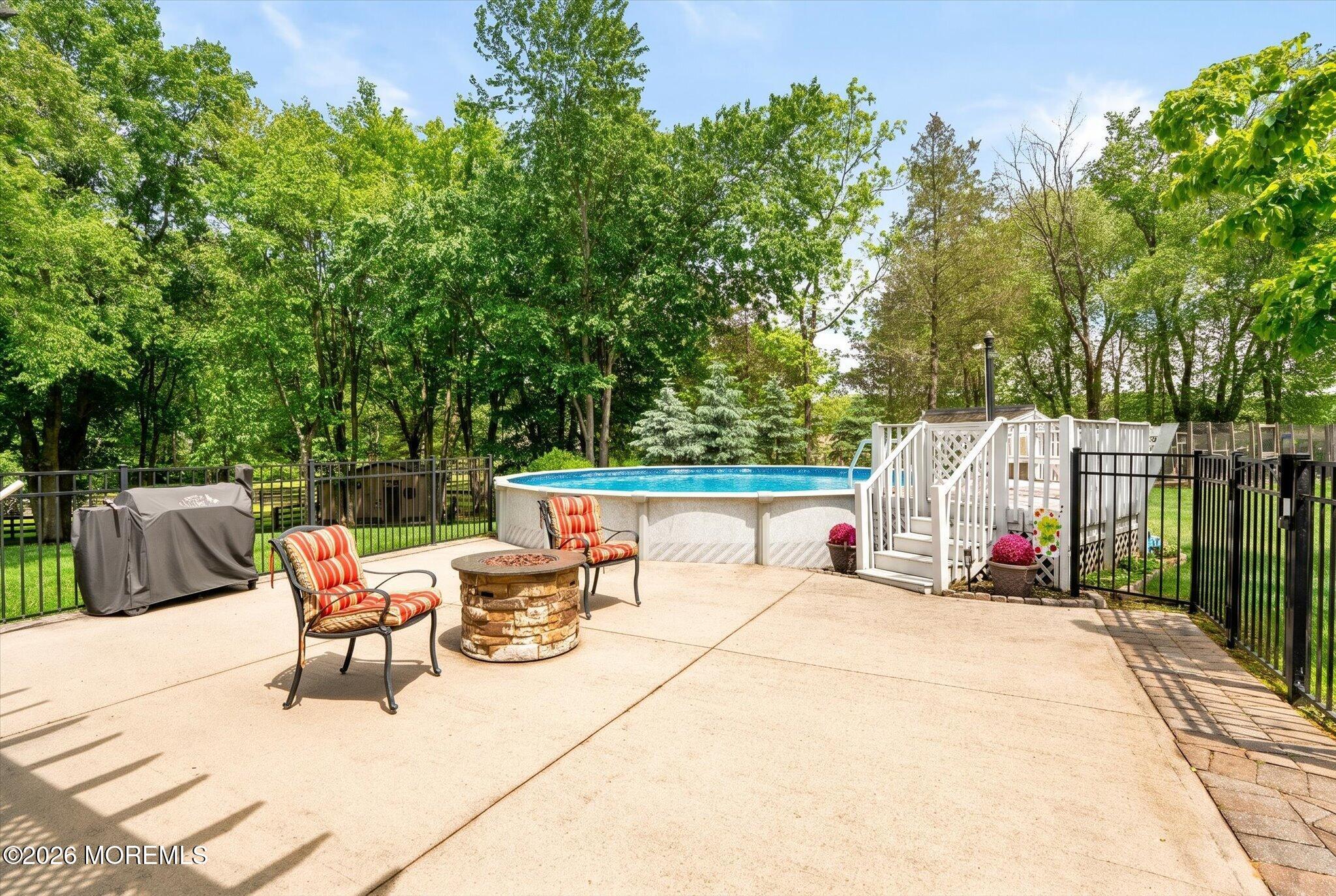 2 Horseshoe Drive Millstone NJ 08535