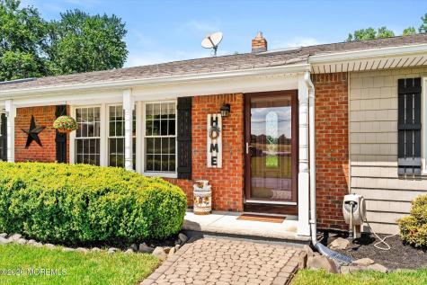 2 Horseshoe Drive Millstone NJ 08535