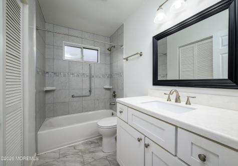 15 Normanton Avenue Manchester NJ 08759