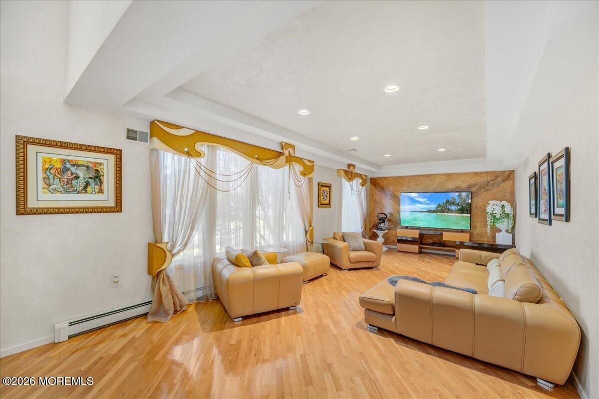 5 Cherry Point Court Morganville NJ 07751