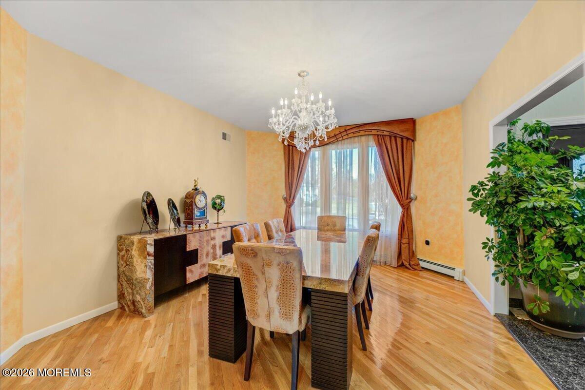 5 Cherry Point Court Morganville NJ 07751